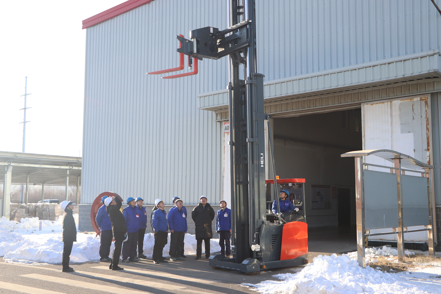 4-视察新产品.png 4-视察新产品.png